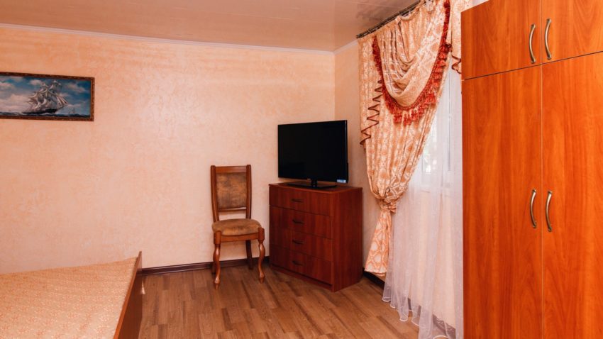 Номер Люкс пансионат Солнечный Керчь